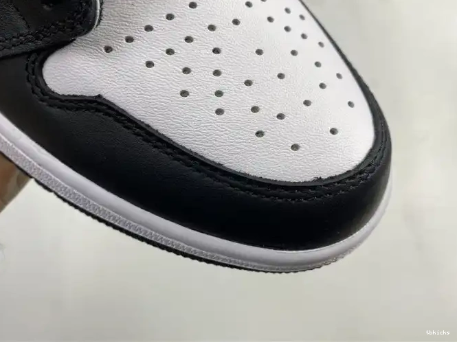 Cheap TBK White Air Jordan 1 555088-010 Black Retro (2014) 0404